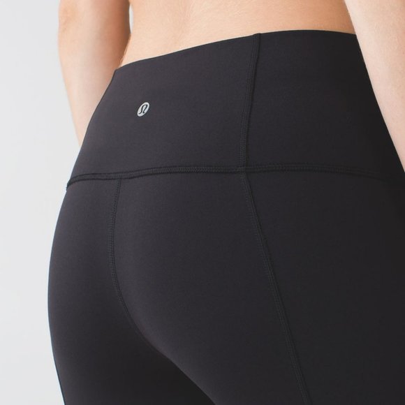 Lululemon Tall High Rise Groove Short in Black - Picture 5 of 12